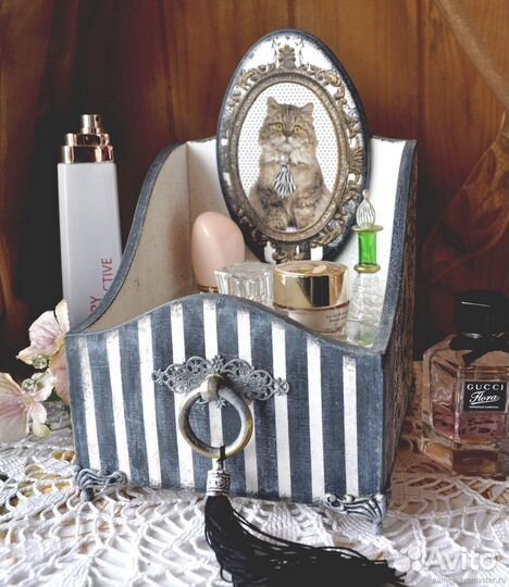 Подставка под парфюм «Кошечка»