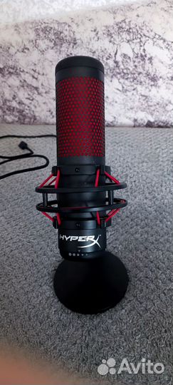 Микрофонный HyperX QuadCast