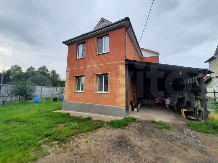 Дом 210 м² на участке 15 сот.