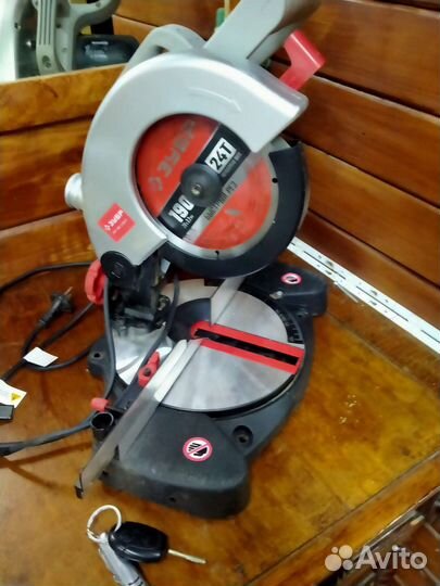 Торцовочная пила