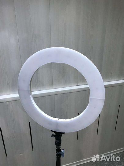 Профессиональная кольцевая лампа