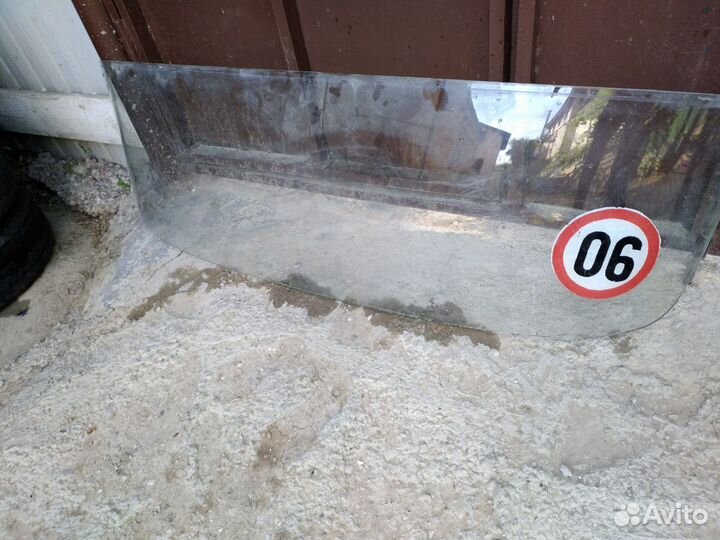 Стекло лобовое и заднее Волга 2101