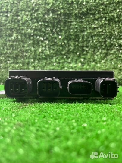 Блок управления форсунками Toyota Mark X GRX125