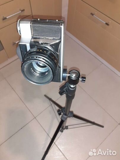 Зенит-Е с Гелиос 44-2, на штативе