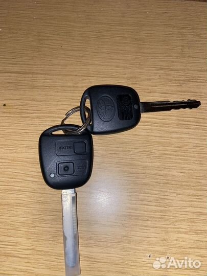 Ключ toyota