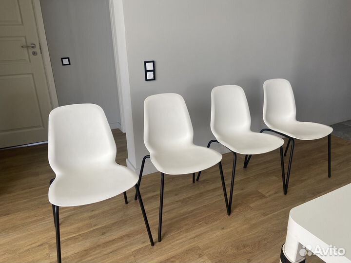 Стол, сулья, стульчик IKEA икея