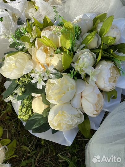 Свадебные украшения на машину