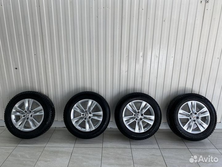 Continental IceContact 2 SUV 215/65 R17 103T