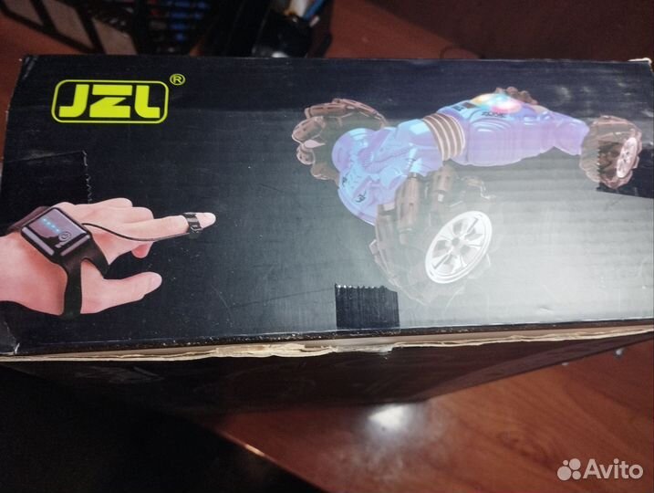 Машинка на пульте для дрифта