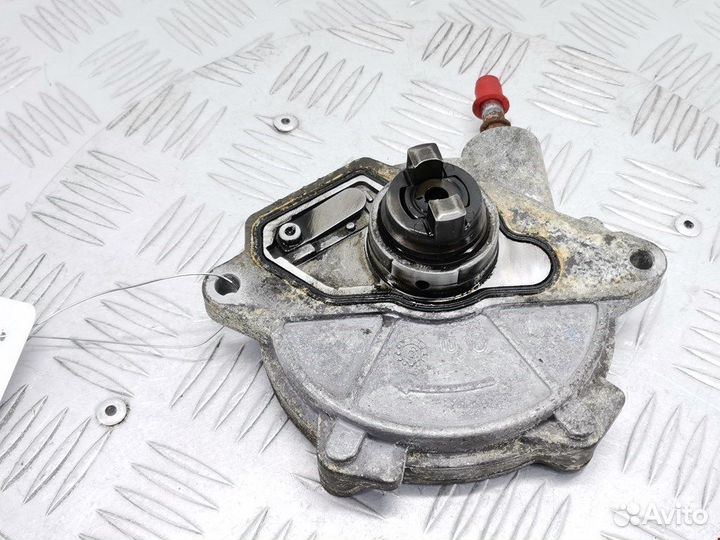 Насос вакуумный для Mitsubishi Colt 6 MN960430
