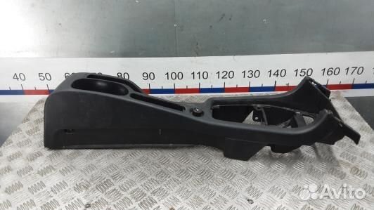 Подлокотник центральный peugeot 406 (3ST13IX01)