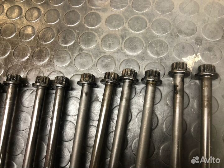 Болты гбц комплект двс 4D20 GW