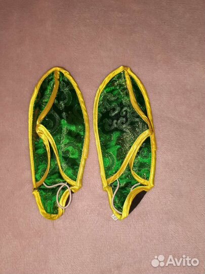 Костюм праздничный