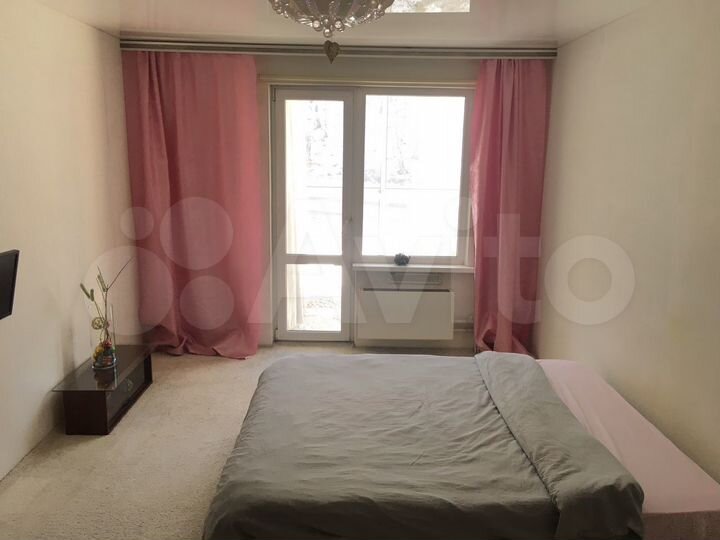 1-к. квартира, 40 м², 1/5 эт.