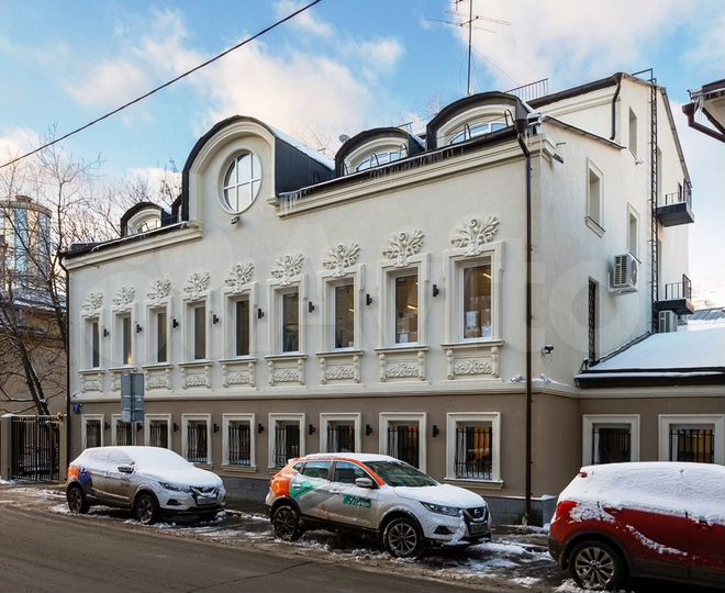 Здание, 950 м²