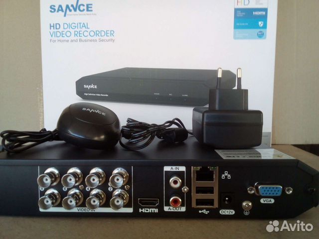 Видео регистратор на 8 камер