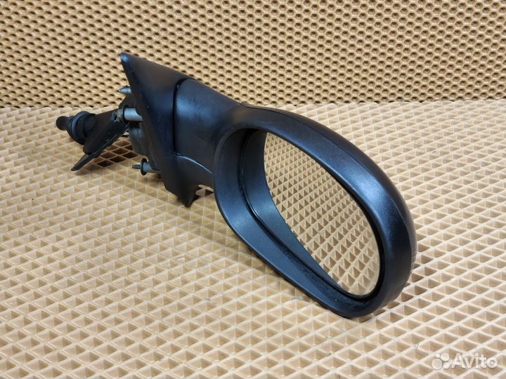 Зеркало механическое Renault Laguna I