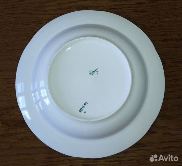 Тарелки керамические глубокие и для вторых блюд