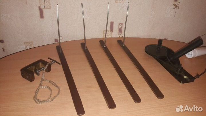 Приспособление для ручной перемотки ниток и пряжи