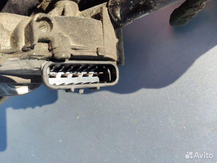 Трапеция стеклоочистителей Opel Astra G хетчбек