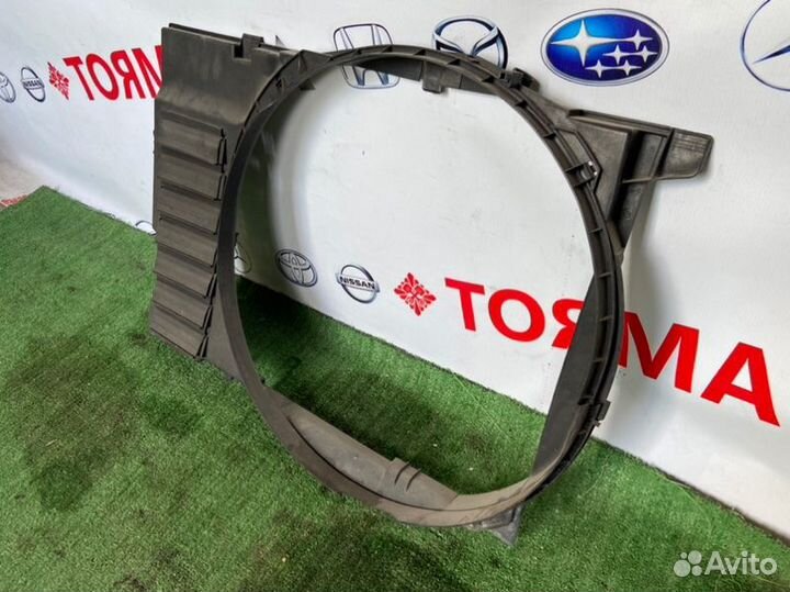 Диффузор радиатора Mercedes Sl-Class R129 M120.981