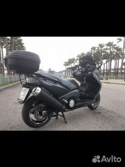 Yamaha tmax