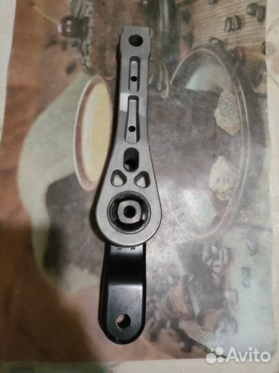 Опора АКПП volkswagen 1K0199855BB