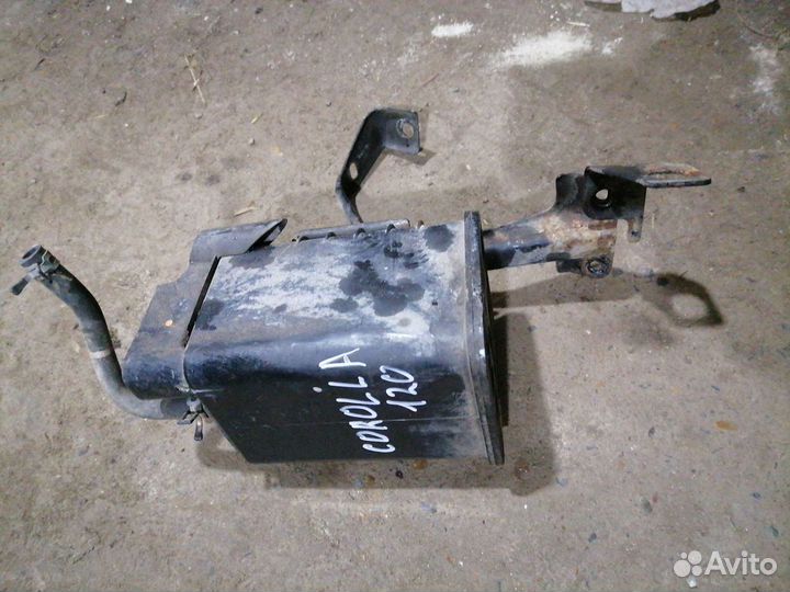 Абсорбер Toyota corolla e120
