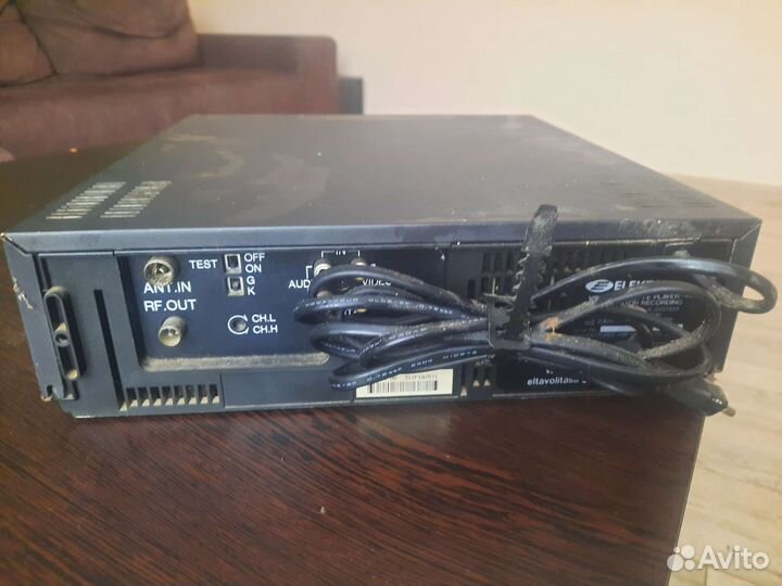 Видеомагнитофон