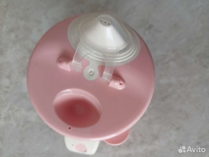 Бутылочки для кормления и поильник с ручками