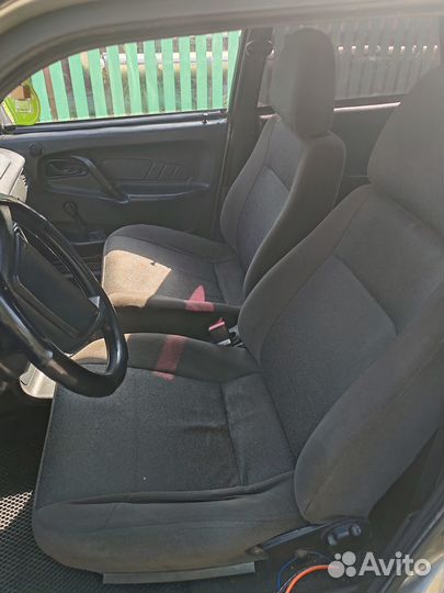 ВАЗ 21099 1.5 МТ, 2001, 200 000 км