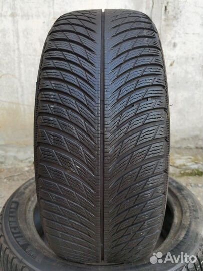Michelin Pilot Alpin 5 215/50 R18 92V