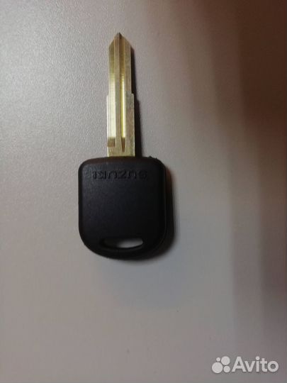 Автоключ под чип Suzuki