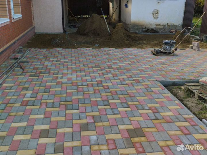 Укладка тротуарной плитки