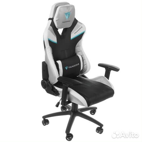 Игровое кресло thunderx3