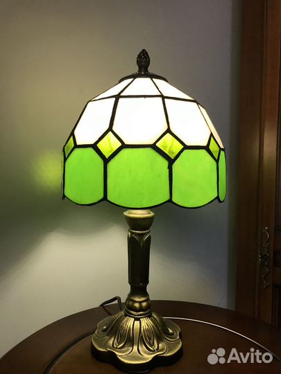 Лампа настольная в стиле Тиффани новая