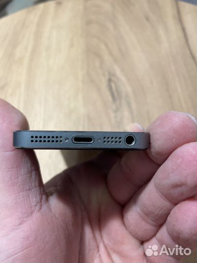 iPhone 5S, 32 ГБ