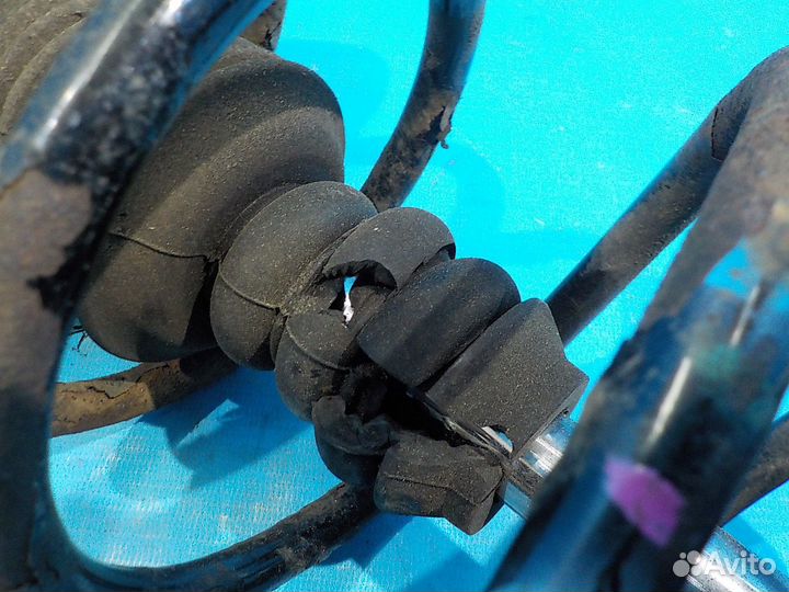 Амортизатор передний renault Duster 1 2010-2019