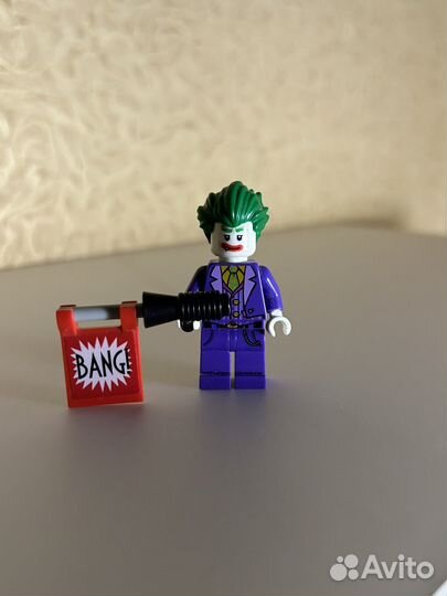 Lego минифигурка Джокер