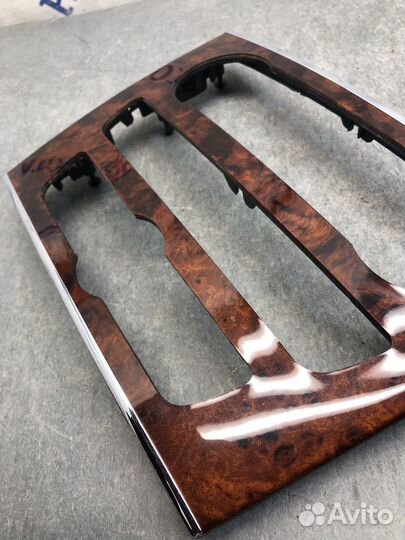 Накладка консоли W164