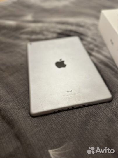 iPad(6 gen) 2018 9,7 дюйм