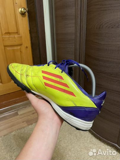 Футзалки adidas f50