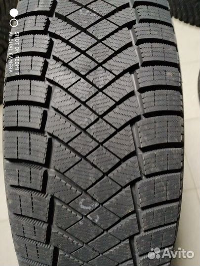 Pirelli Ice Zero FR 245/45 R18 100H