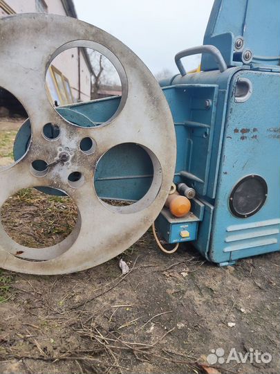 Советский кинопроектор