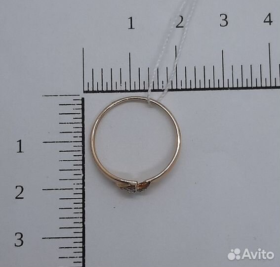 Золотое кольцо с камнем 17,5р