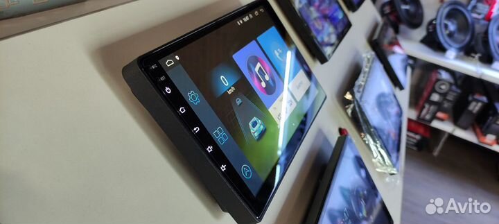 Toyota Ipsum 2001-09 андроид магнитола новая