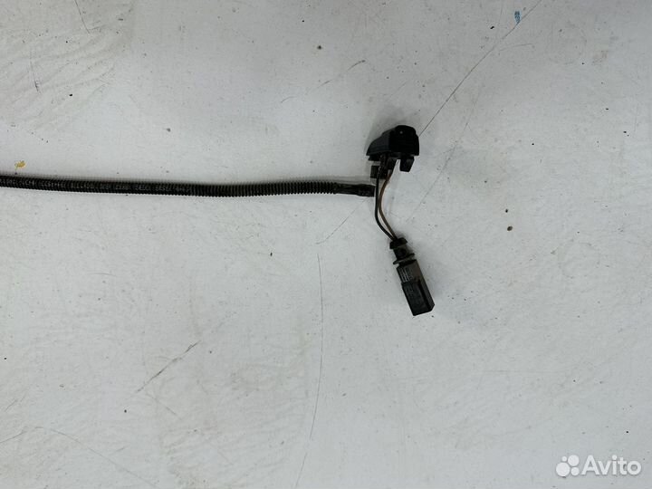 Skoda Octavia A7 форсунки омывателя лобового