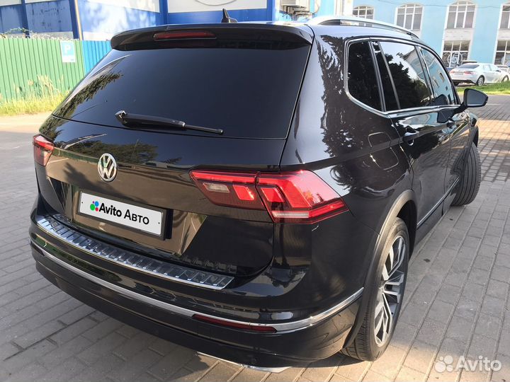 Volkswagen Tiguan 2.0 AT, 2018, 118 000 км