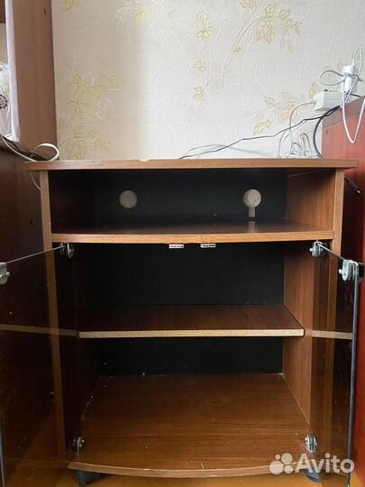 Тумба под телевизор