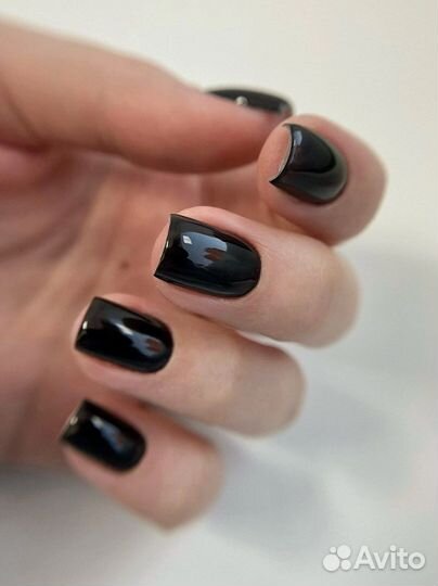 Модель на маникюр, гель лак, педикюр